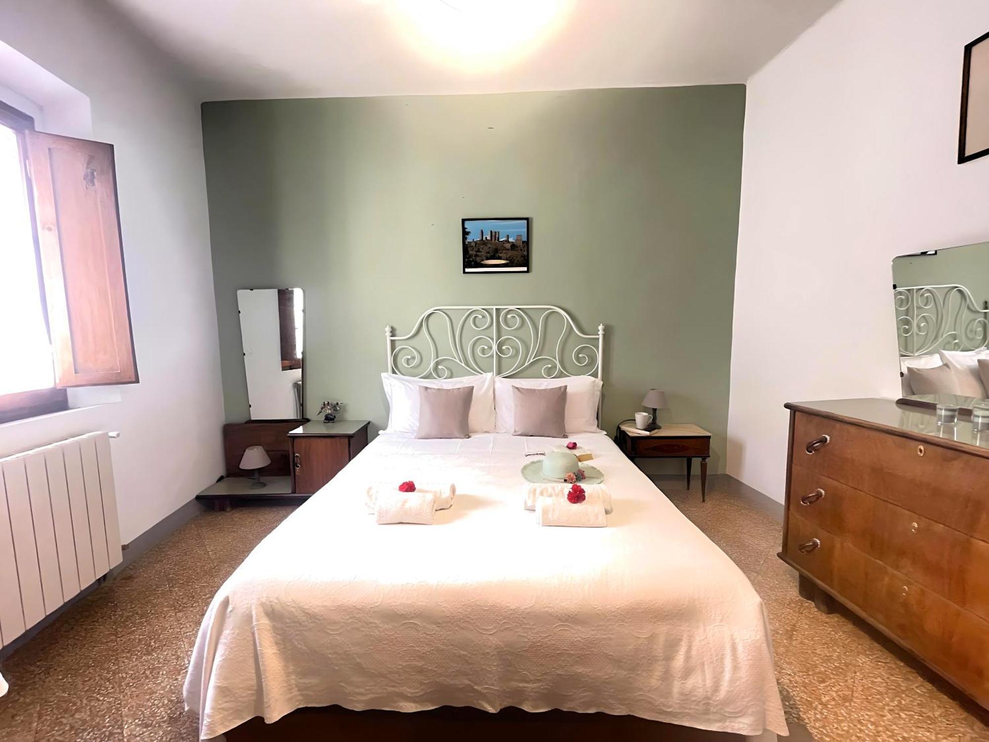 La Casa Di Ines Hotel San Gimignano Ngoại thất bức ảnh